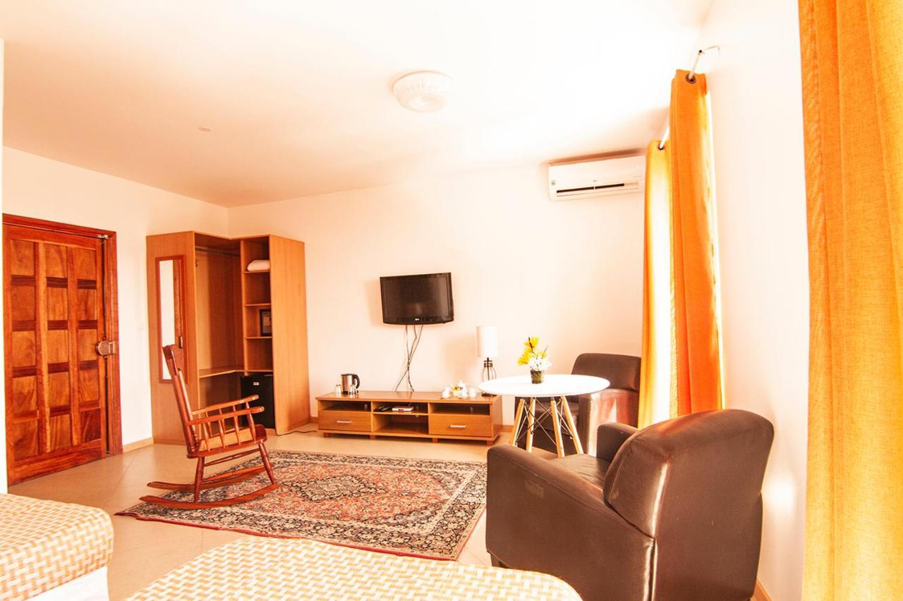 Deluxe Aparthotel Praia Ngoại thất bức ảnh