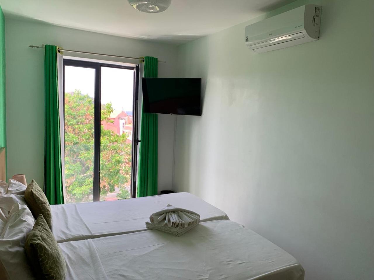 Deluxe Aparthotel Praia Ngoại thất bức ảnh