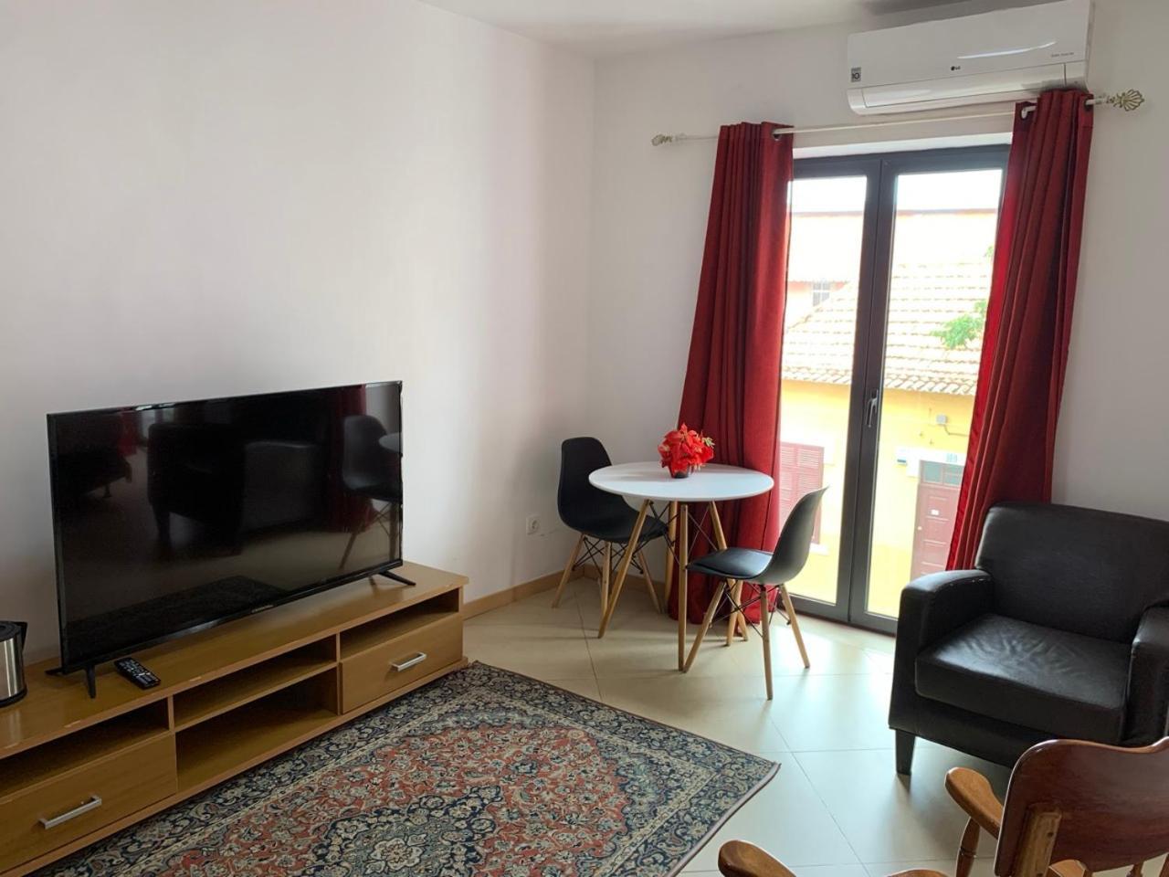 Deluxe Aparthotel Praia Ngoại thất bức ảnh