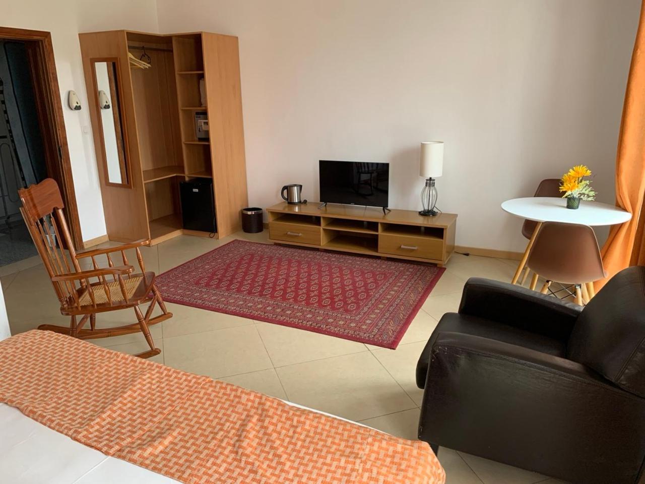 Deluxe Aparthotel Praia Ngoại thất bức ảnh
